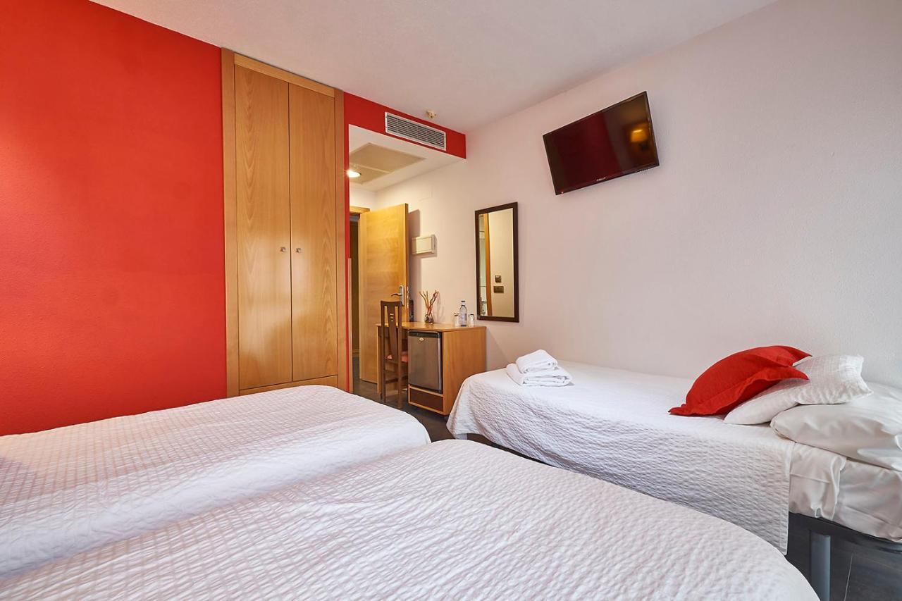 Hotel Real De อิเญสกัส ภายนอก รูปภาพ