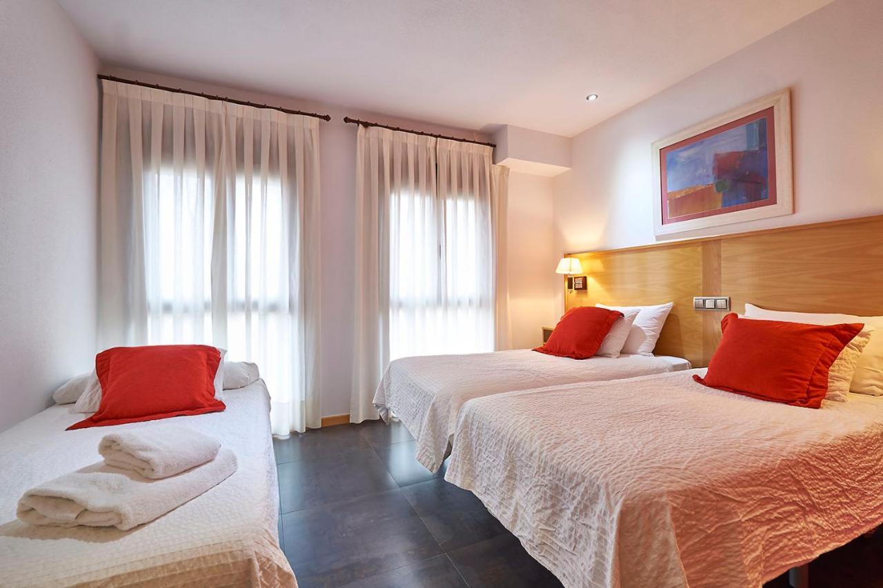 Hotel Real De อิเญสกัส ภายนอก รูปภาพ