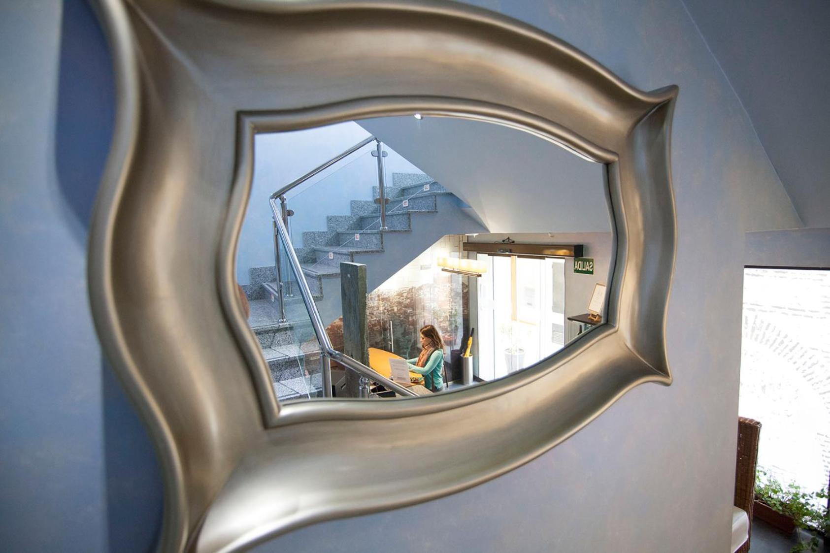 Hotel Real De อิเญสกัส ภายนอก รูปภาพ