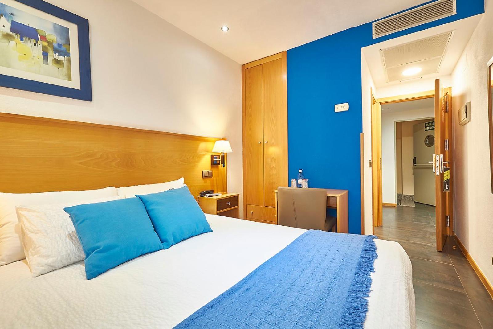 Hotel Real De อิเญสกัส ภายนอก รูปภาพ