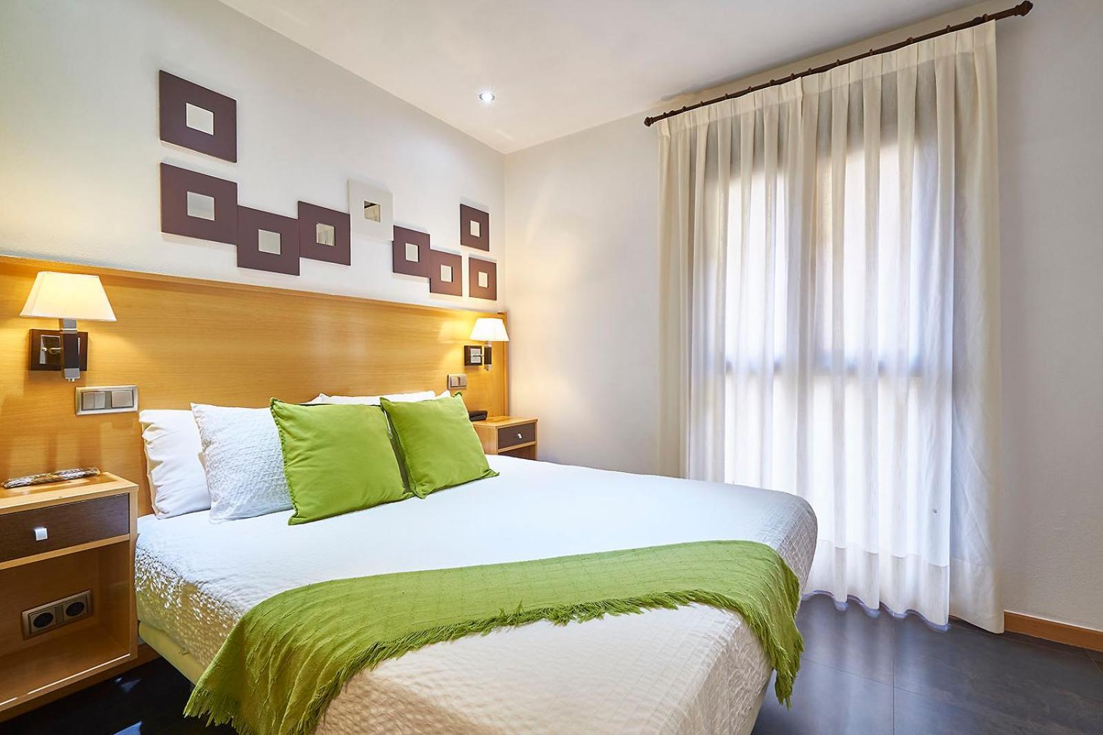 Hotel Real De อิเญสกัส ภายนอก รูปภาพ
