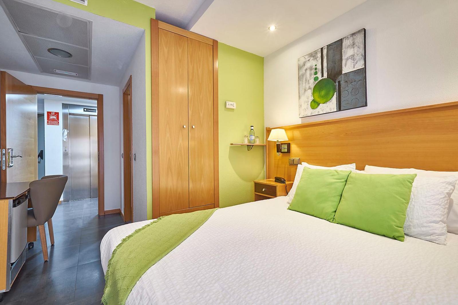 Hotel Real De อิเญสกัส ภายนอก รูปภาพ