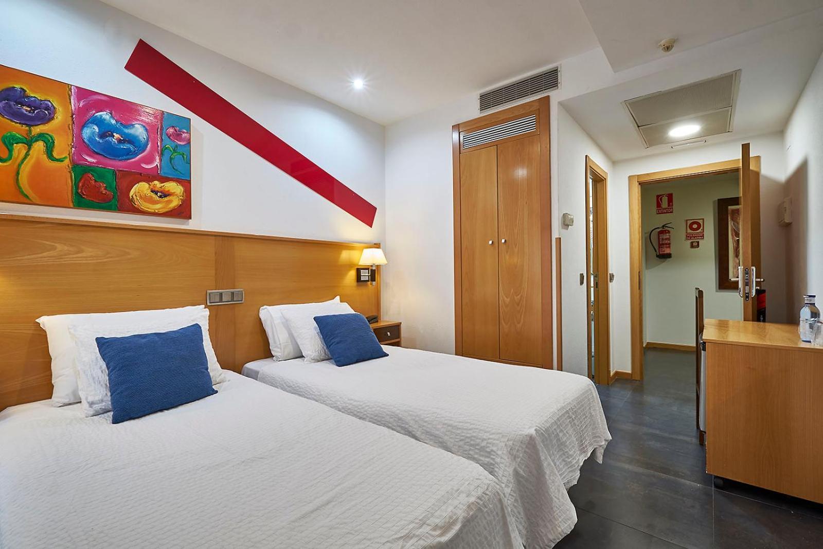 Hotel Real De อิเญสกัส ภายนอก รูปภาพ